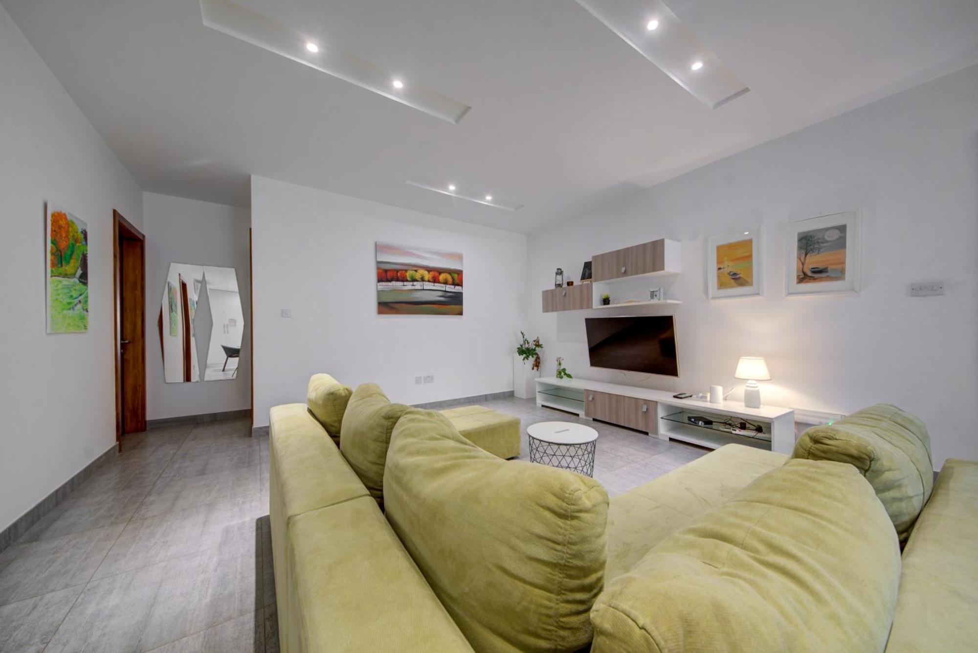 Top Floor Apt With Common Pool Close To All Amenities St. Paul's Bay Exteriér fotografie