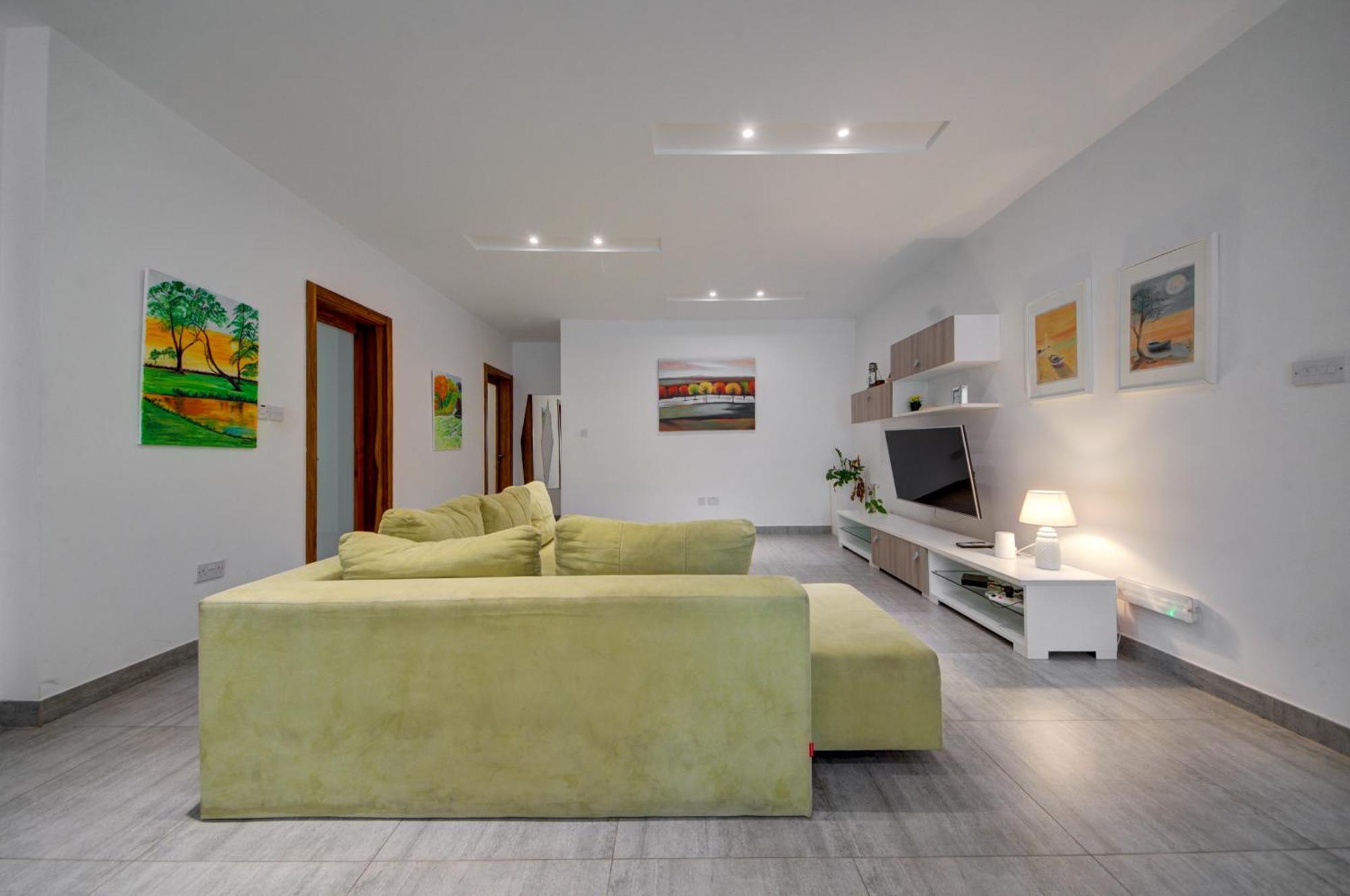 Top Floor Apt With Common Pool Close To All Amenities St. Paul's Bay Exteriér fotografie